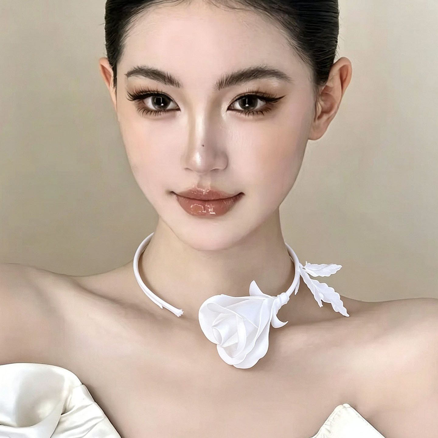 Formal Wear Jewelry For Women - Moda Takı El Yapımı Beyaz Siyah