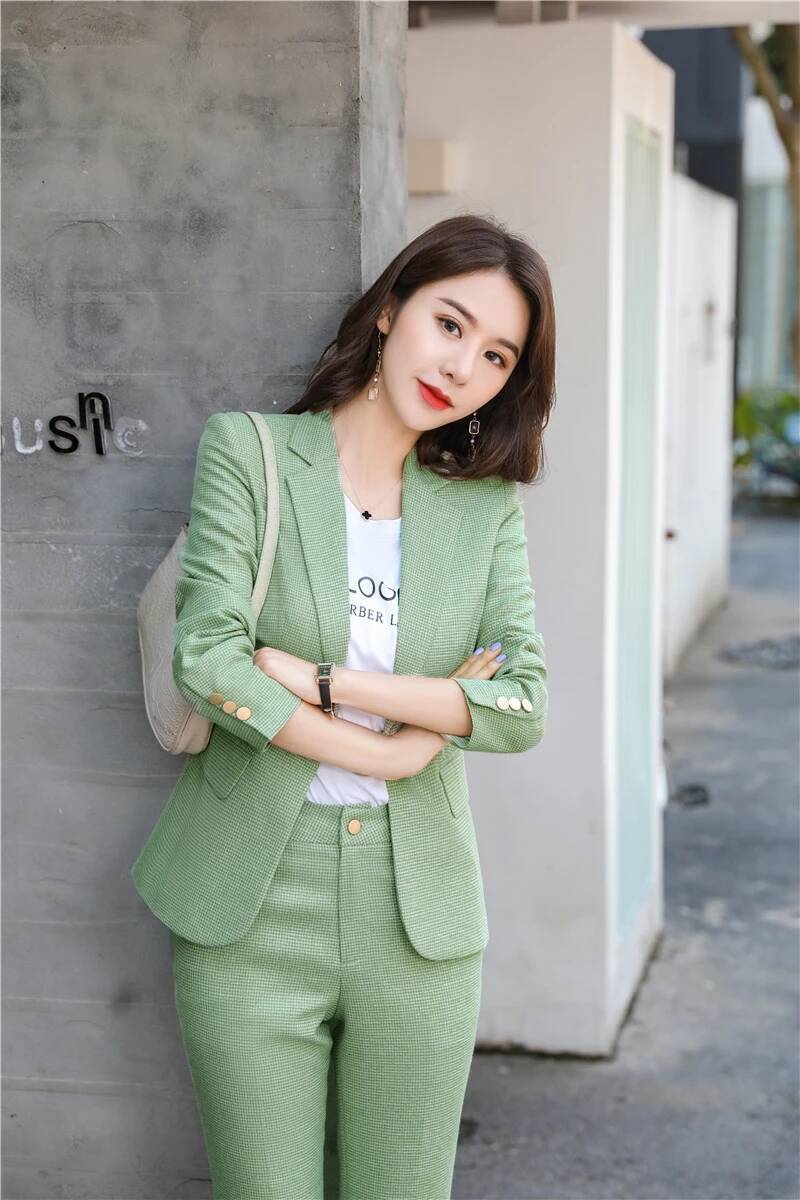 Women'S Formal Wear Pantsuits - Yenilikçi Yeşil Üniforma Tasarımları Kadınlar İçin